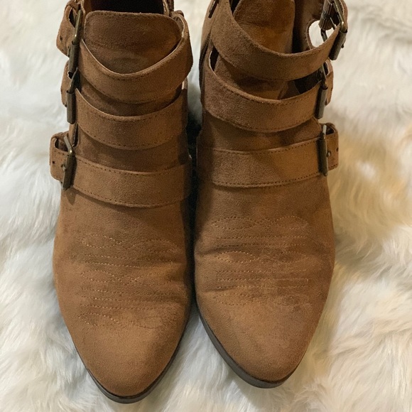 Universal Thread Boho Booties - Picture 2 of 7